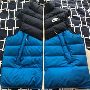 Nike WindRunner down vest
